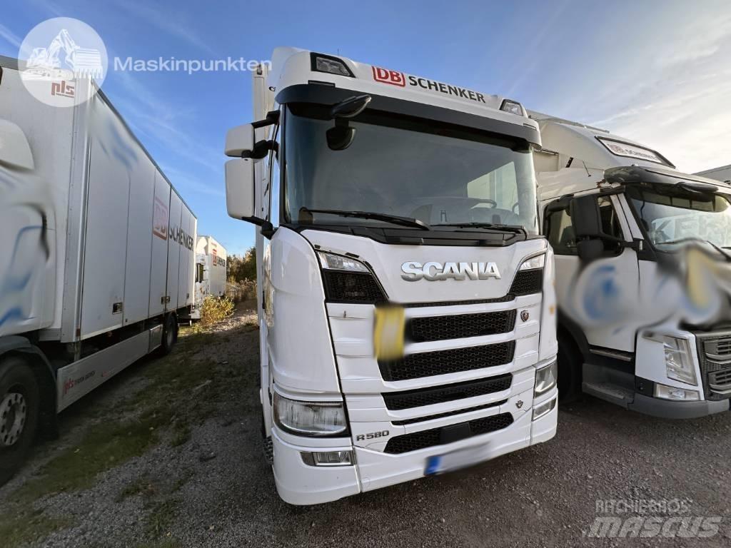 Scania R 580 Bakwagens met gesloten opbouw