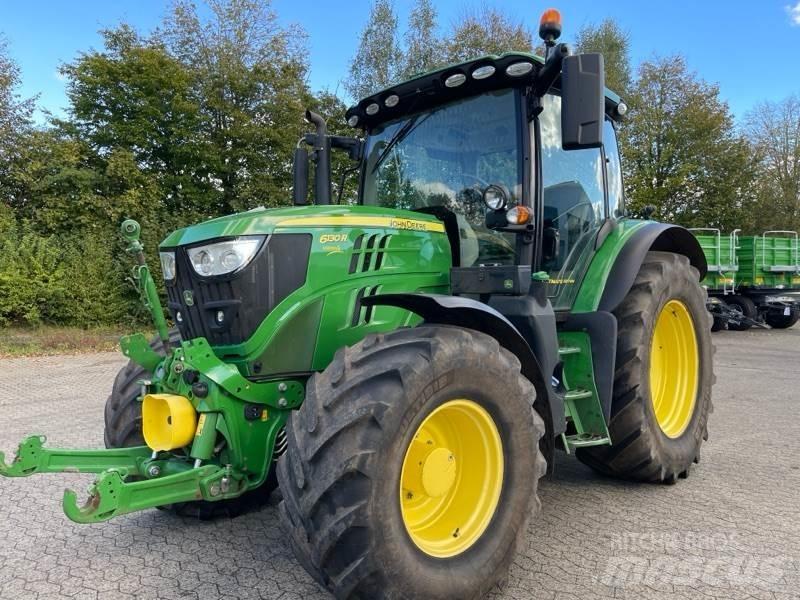 John Deere 6130 R Tractoren