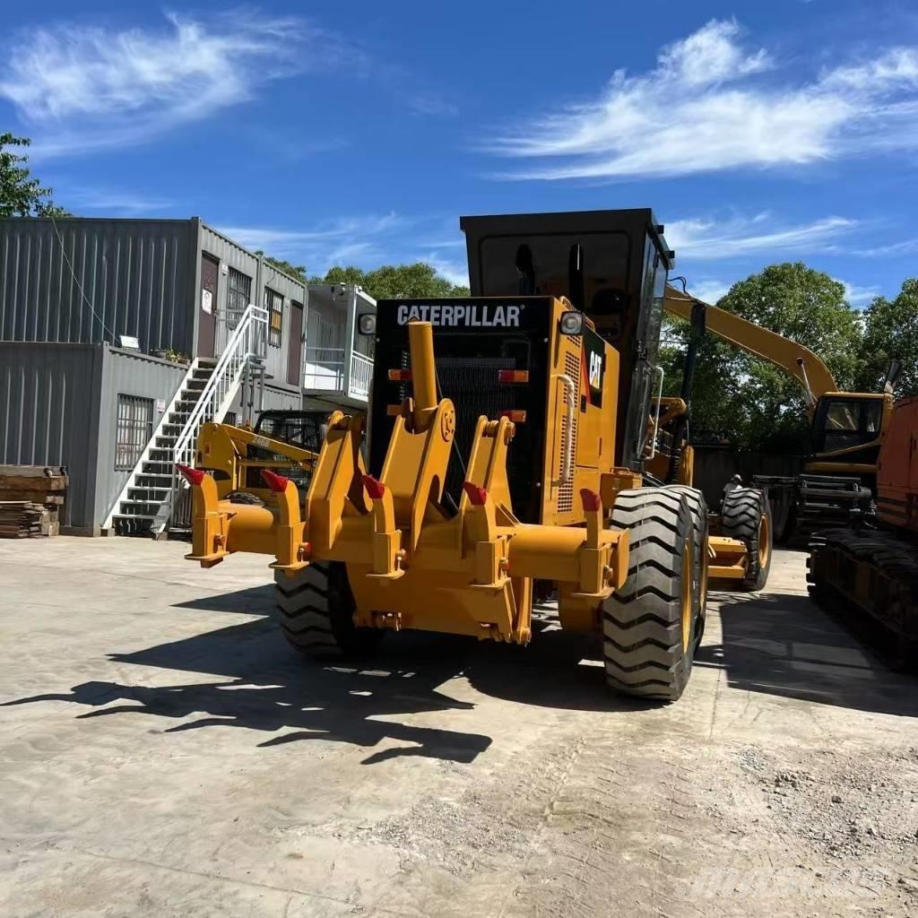 CAT 140 K Graders
