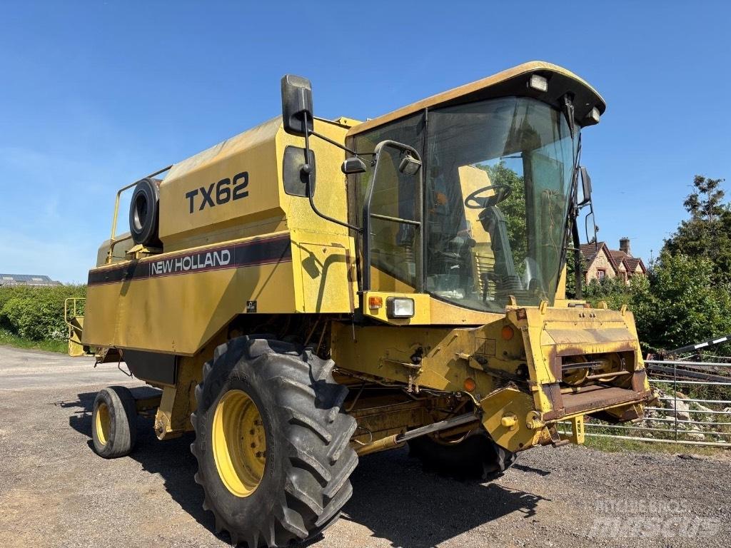 New Holland TX 62 Maaidorsmachines