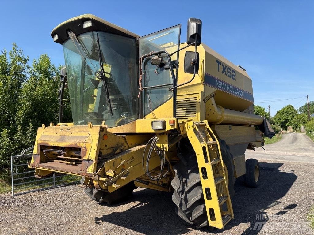 New Holland TX 62 Maaidorsmachines