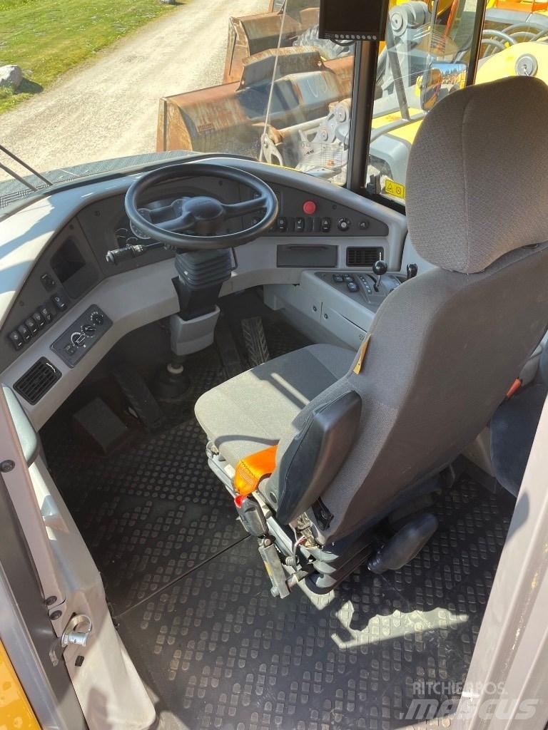 Volvo A30G Knik dumptrucks