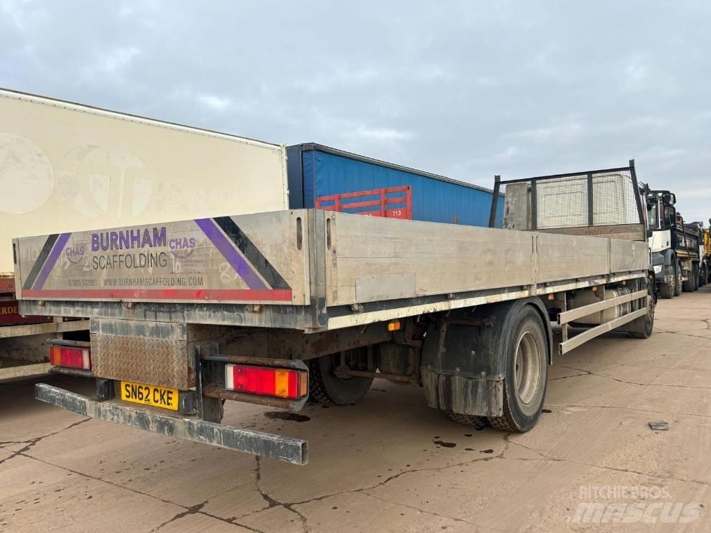 Iveco 180E 25 Platte bakwagens