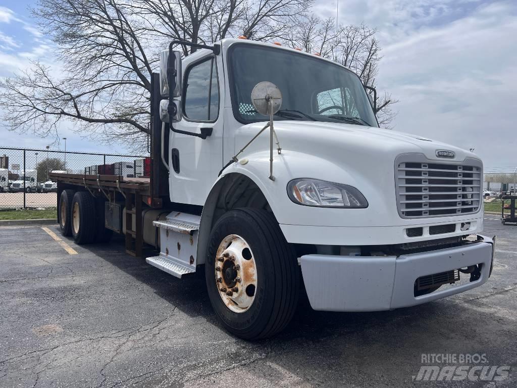 Freightliner M 106 Platte bakwagens