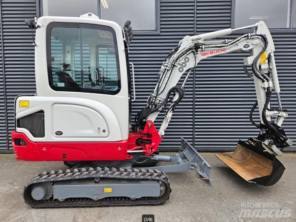 Takeuchi TB 225 Minigraafmachines < 7t