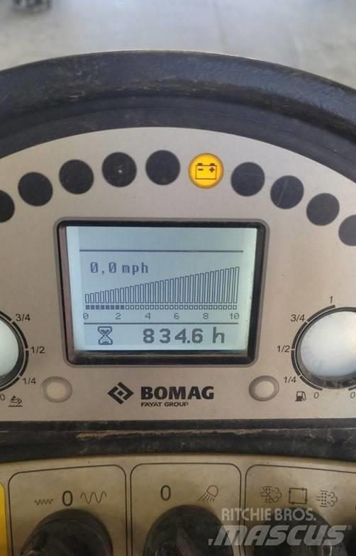 Bomag BW177D-5 Trilrolwalsen