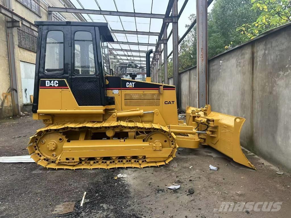 CAT D 4 C Rupsdozers