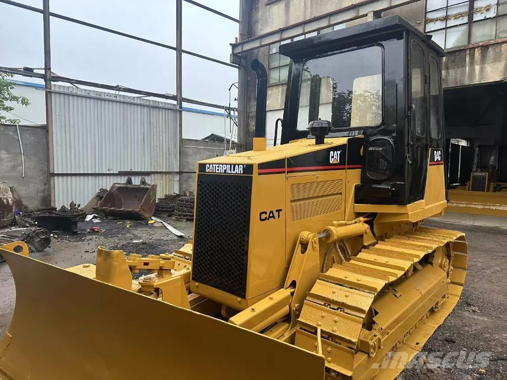 CAT D 4 C Rupsdozers