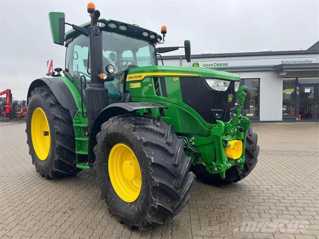 John Deere 6R 215 Tractoren