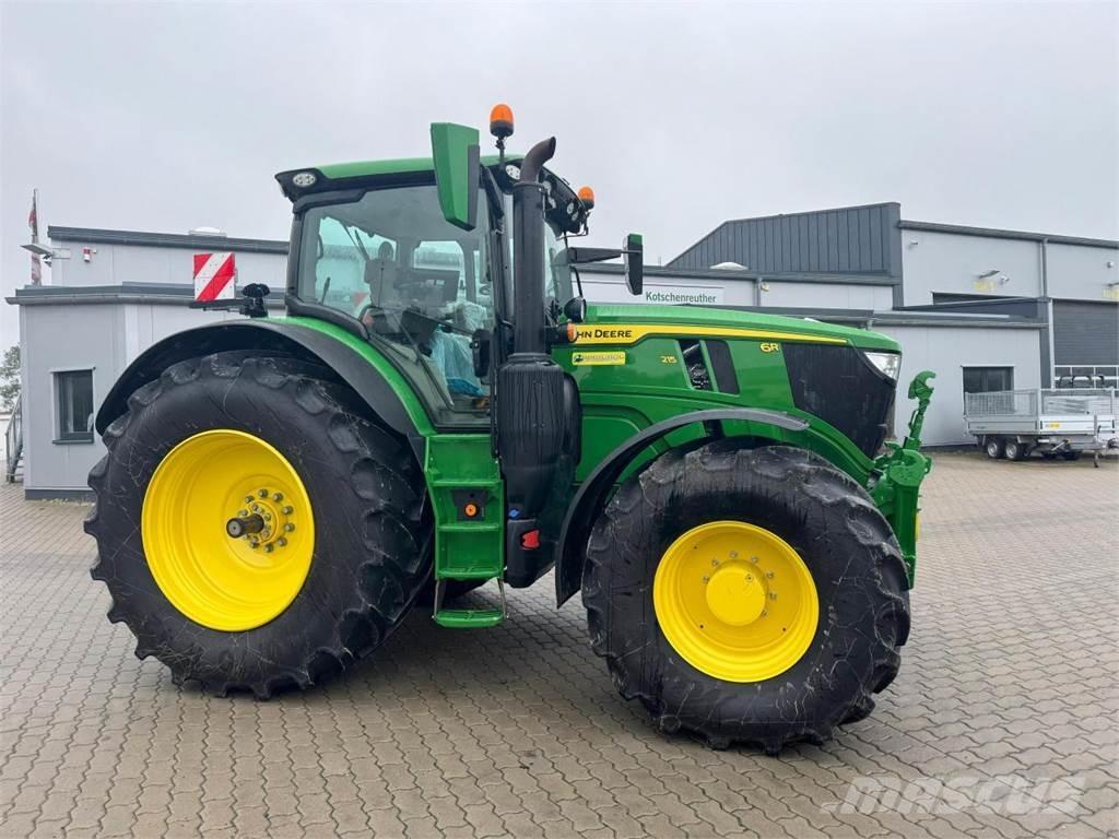 John Deere 6R 215 Tractoren