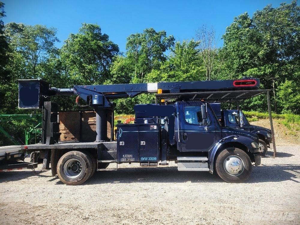 Freightliner M2106 Auto hoogwerkers