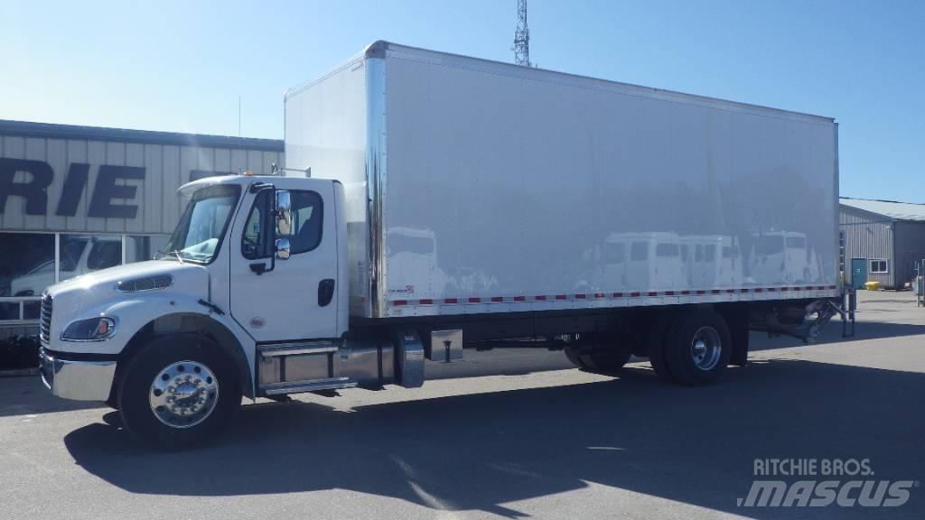 Freightliner M2 106 Bakwagens met gesloten opbouw