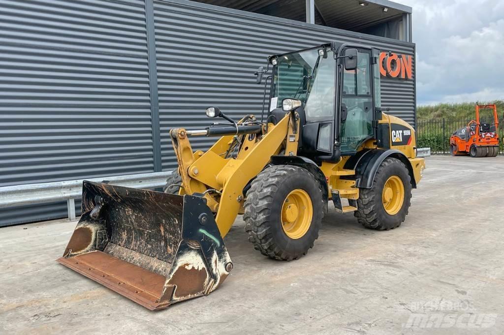 CAT 908M Wielladers