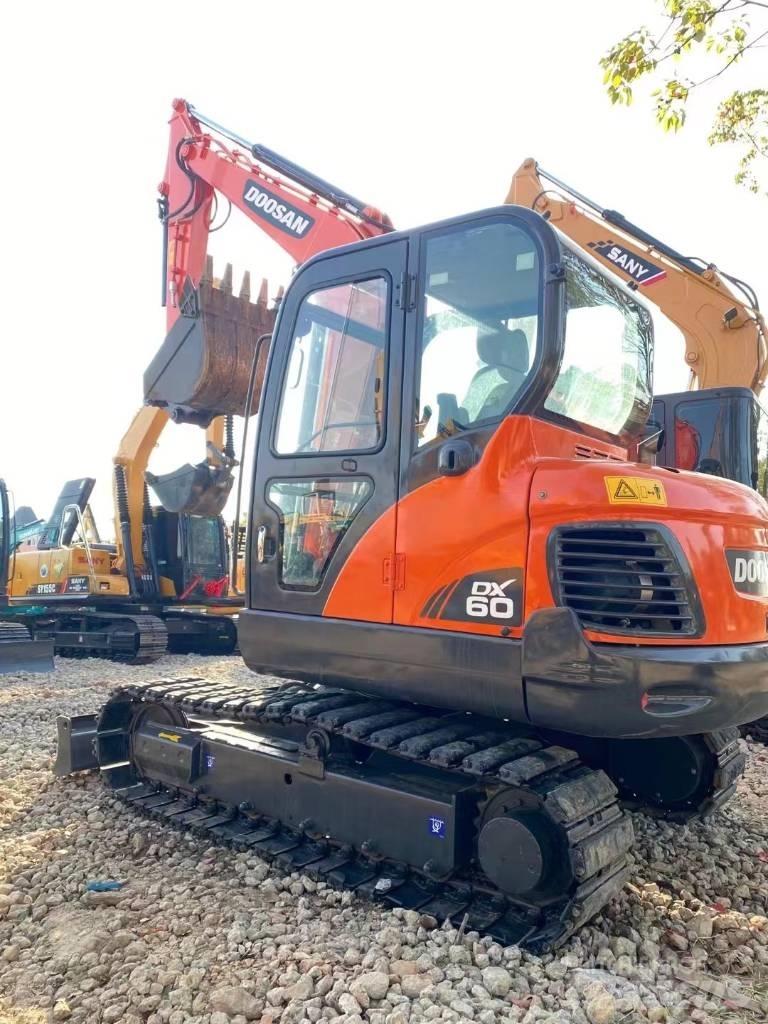 Doosan dx60 Rupsgraafmachines
