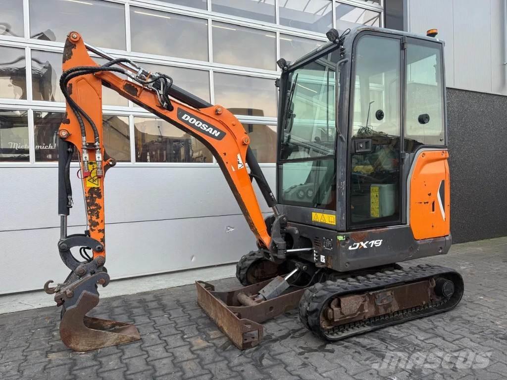Doosan DX19 Minigraafmachines < 7t