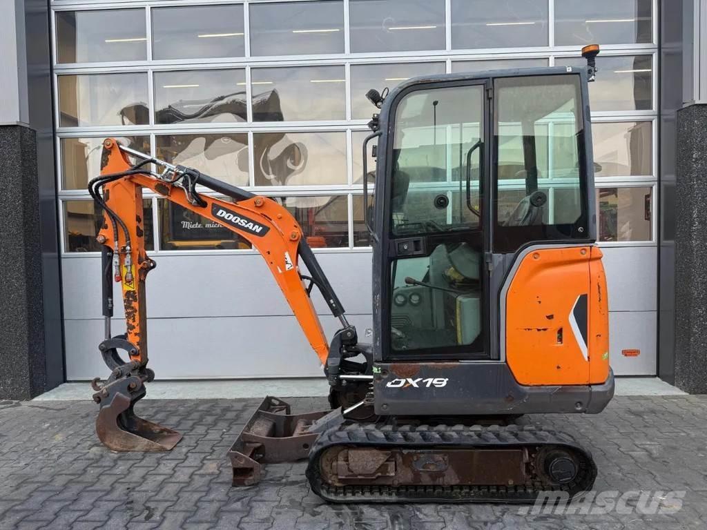 Doosan DX19 Minigraafmachines < 7t