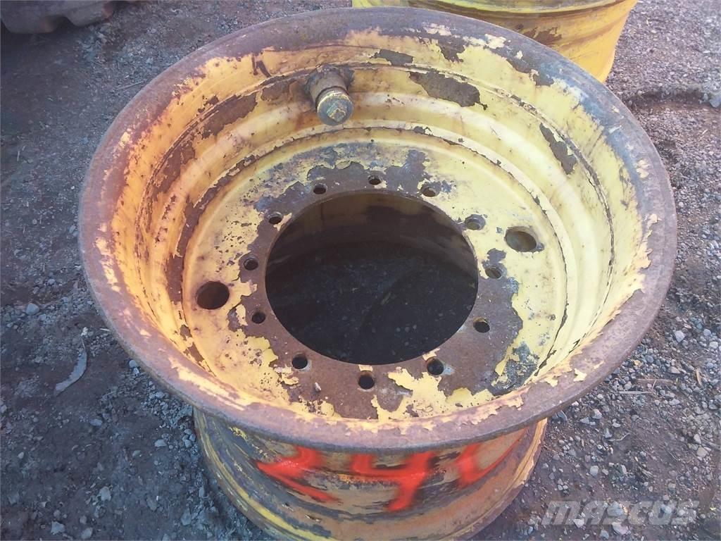 Rottne H20 24x30,5 Banden, wielen en velgen