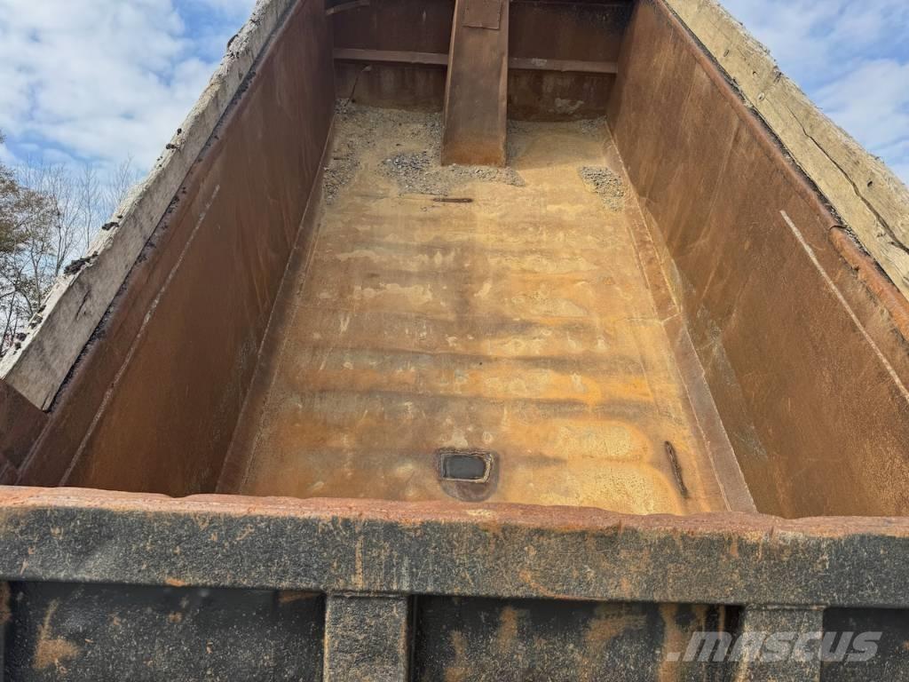 Mack RD 688 S Kipper