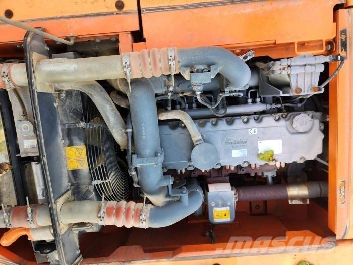 Doosan DX 140 W Wielgraafmachines
