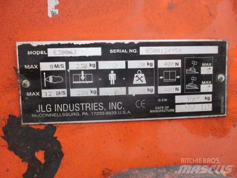 JLG E 300 AJ Knikarmhoogwerkers