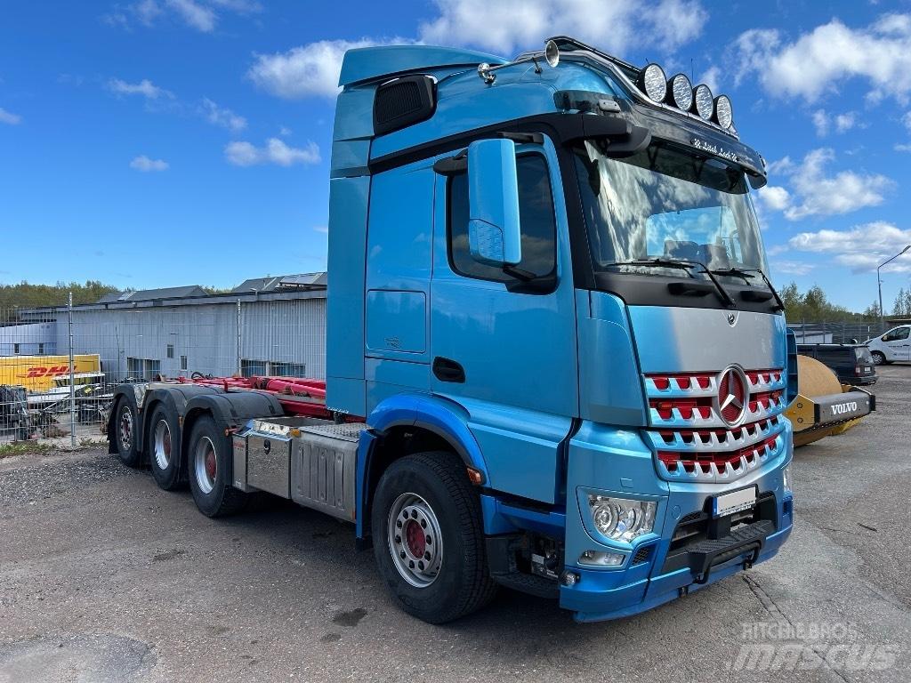 Mercedes-Benz 3253 L Vrachtwagen met containersysteem