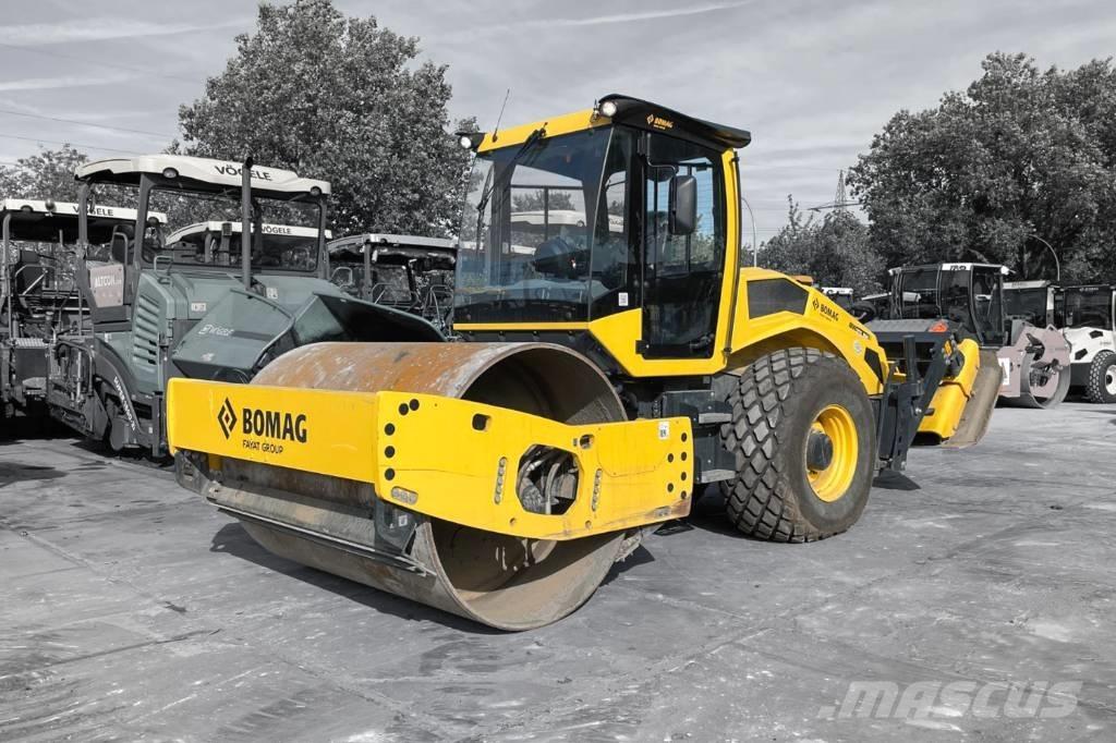 Bomag BW 213 D-5 Trilrolwalsen