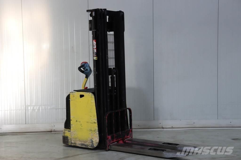 Hyster S1.4-46 Stapelaar meeloop