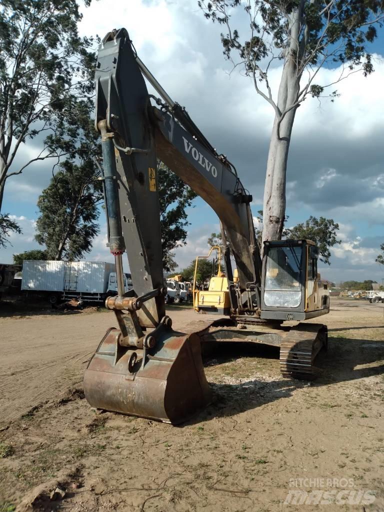 Volvo EC 250 D L Rupsgraafmachines