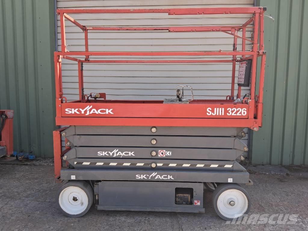 SkyJack SJ III 3226 Schaarhoogwerkers