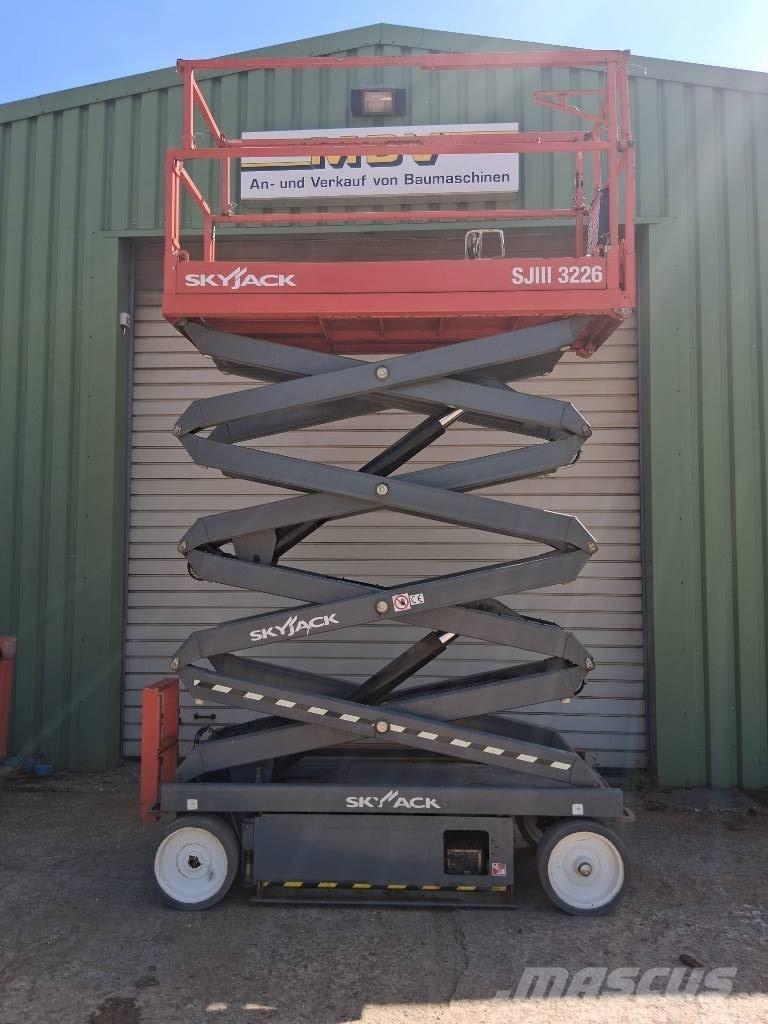 SkyJack SJ III 3226 Schaarhoogwerkers