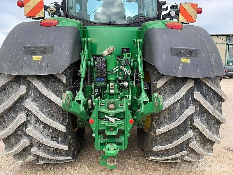 John Deere 8400R Tractoren