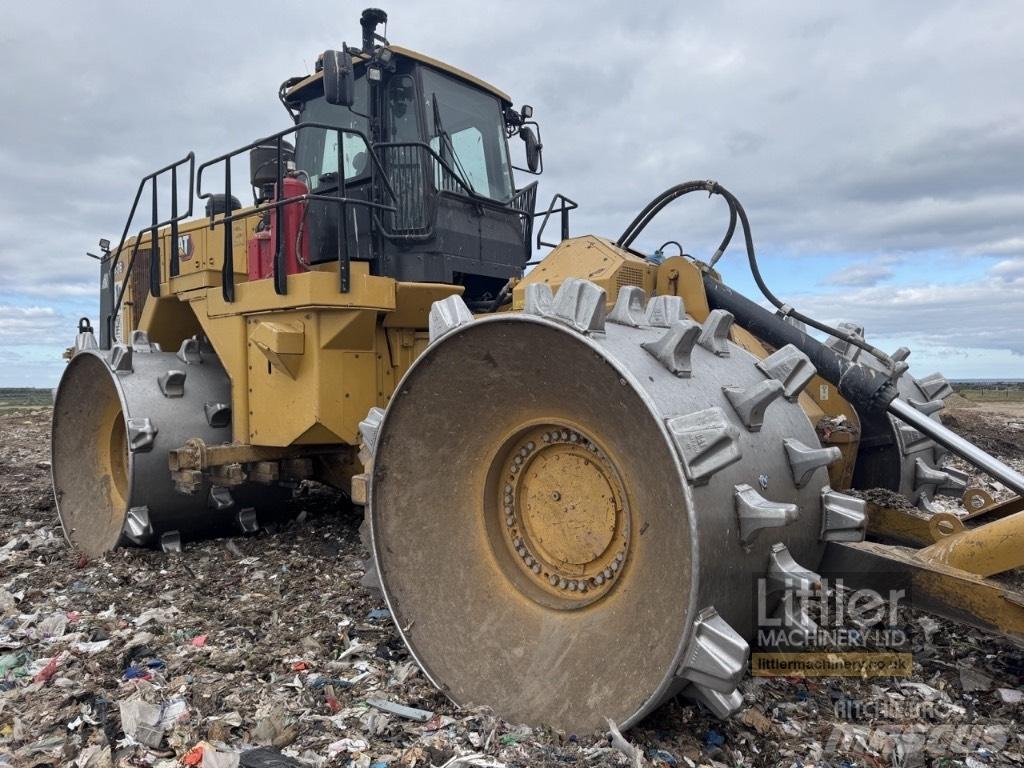 CAT 836 K Afvalpersen