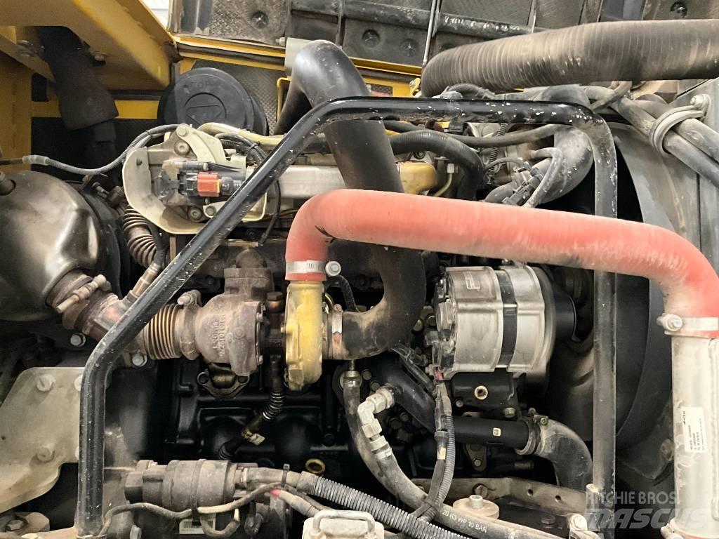 Neuson EW 100 Wielgraafmachines