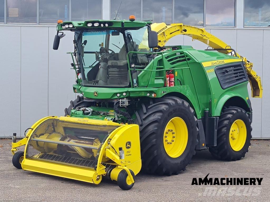 John Deere 9900 i Getrokken veldhakselaar