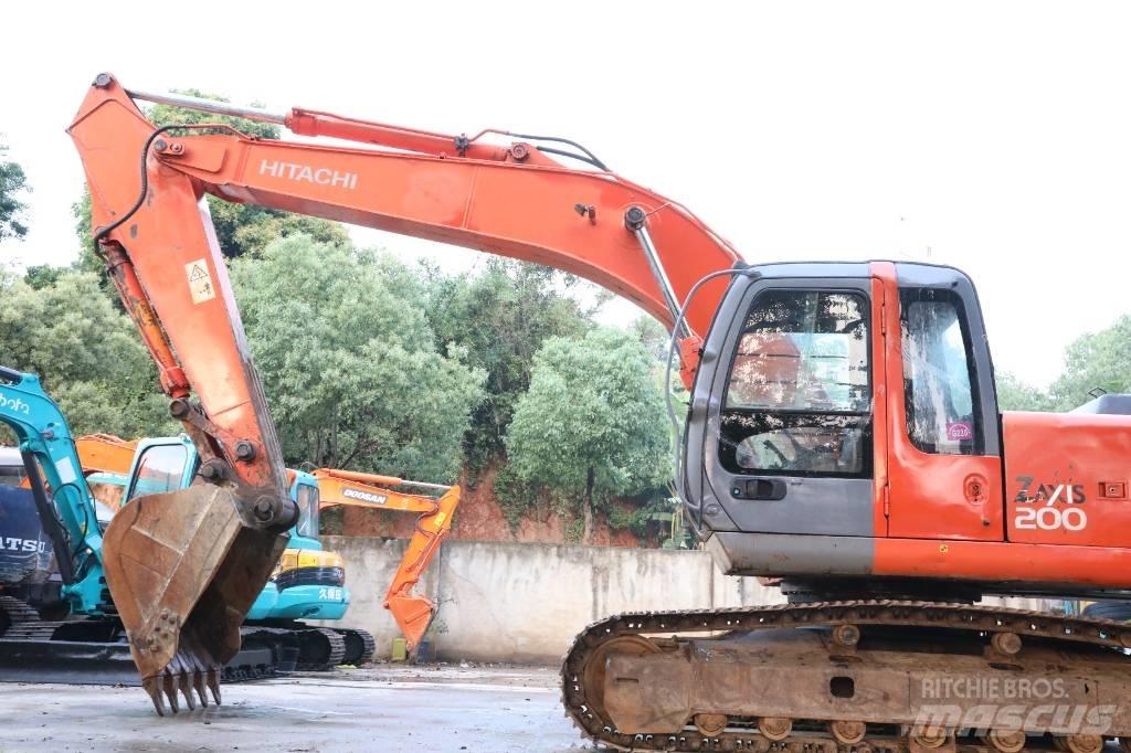 Hitachi ZX 200 LC-3 Rupsgraafmachines