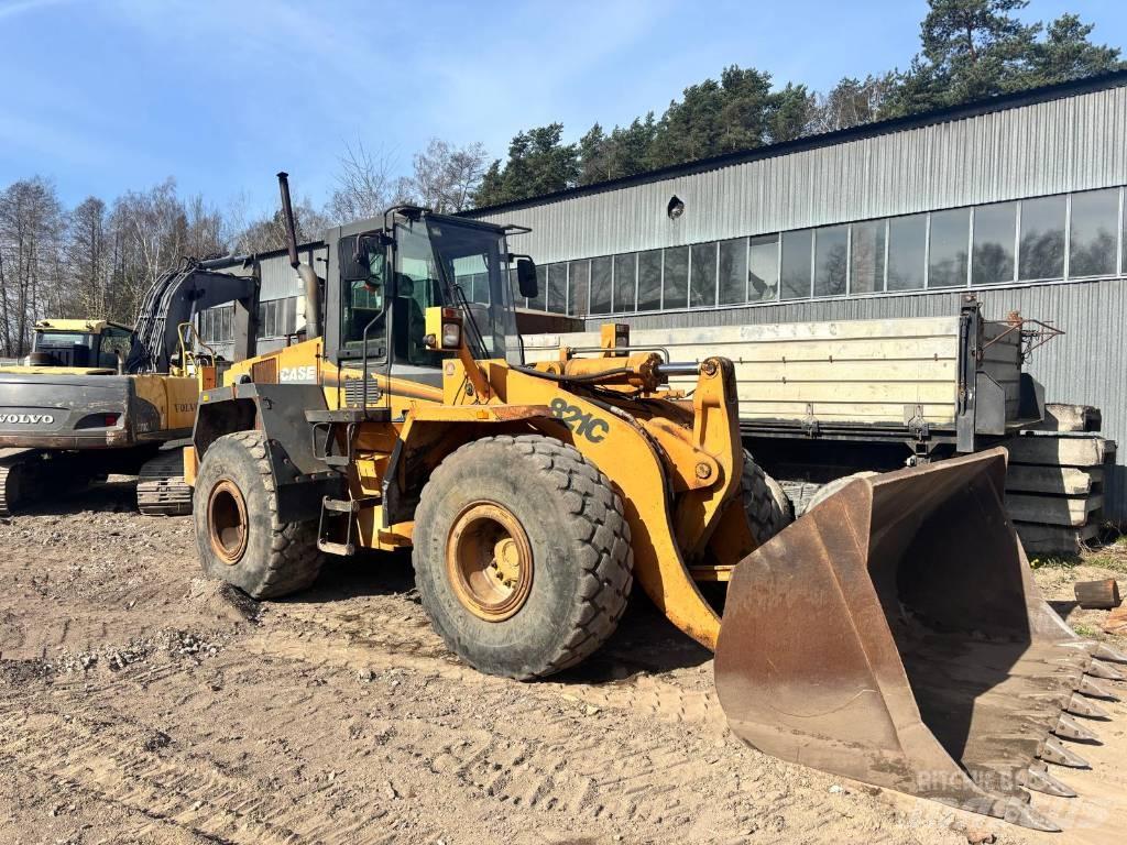 CASE 821C/2 Wielladers