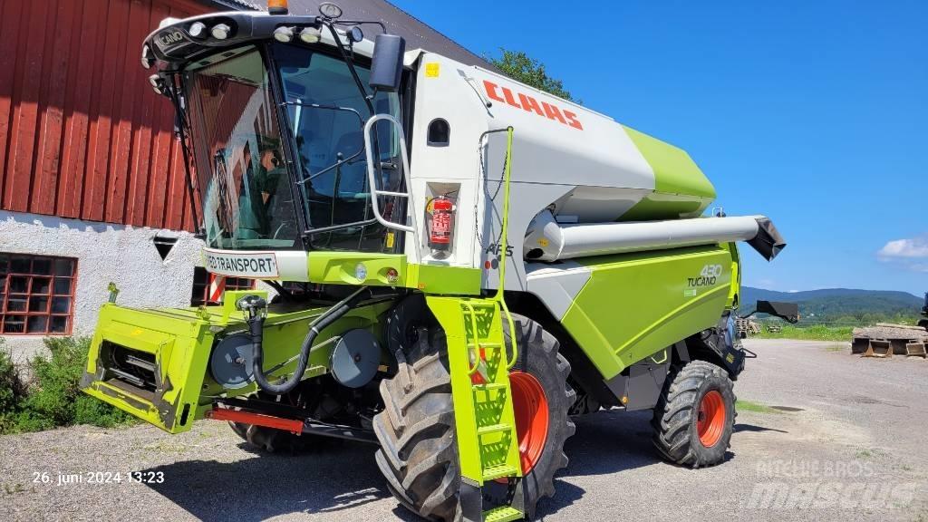 CLAAS Tucano 430 Maaidorsmachines