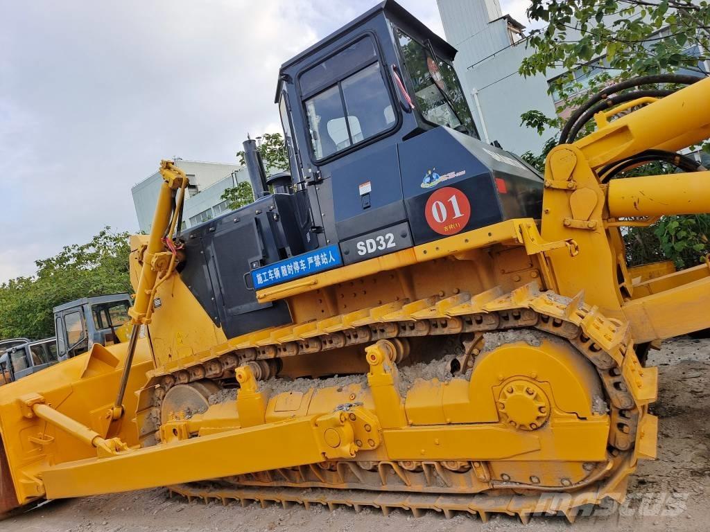 Shantui SD 32 Rupsdozers