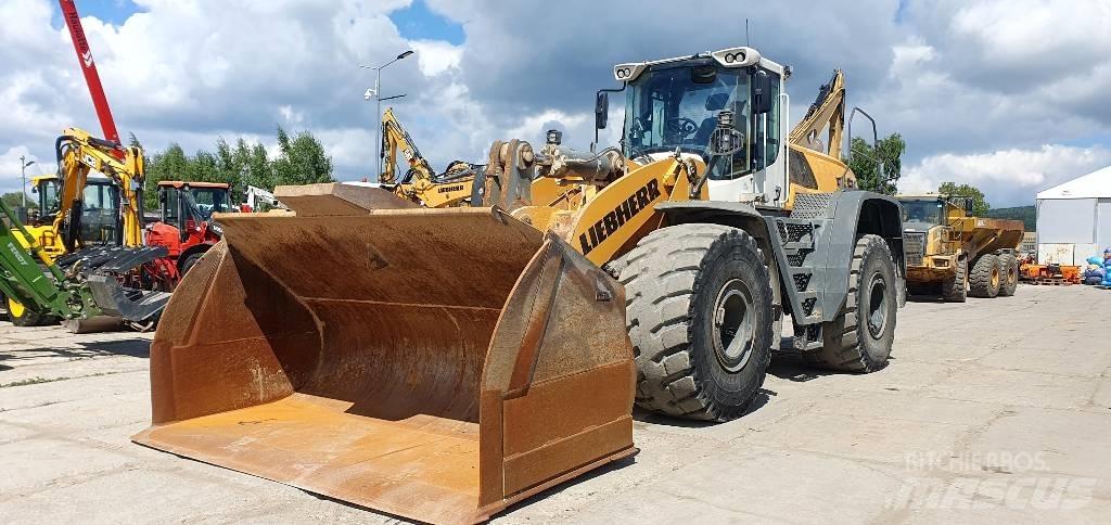Liebherr L 586 Wielladers