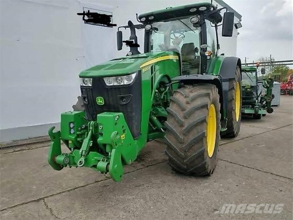 John Deere 8320R Tractoren