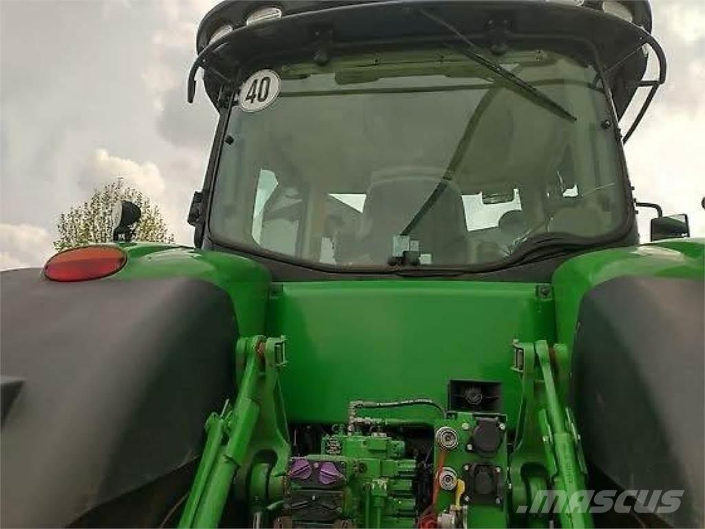 John Deere 8320R Tractoren