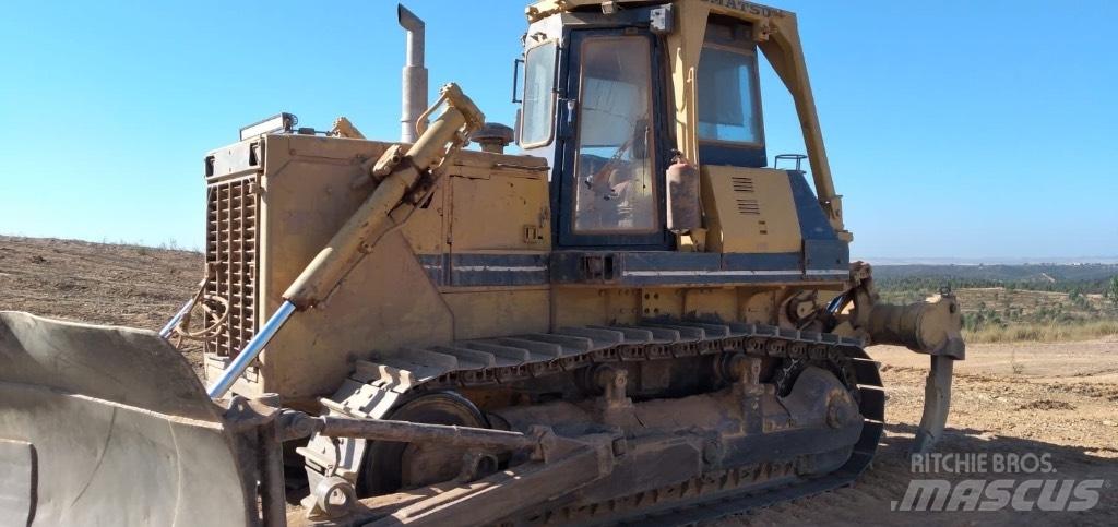 Komatsu D 85 E-21 Rupsdozers