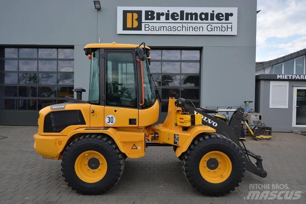 Volvo L 35 HS Wielladers
