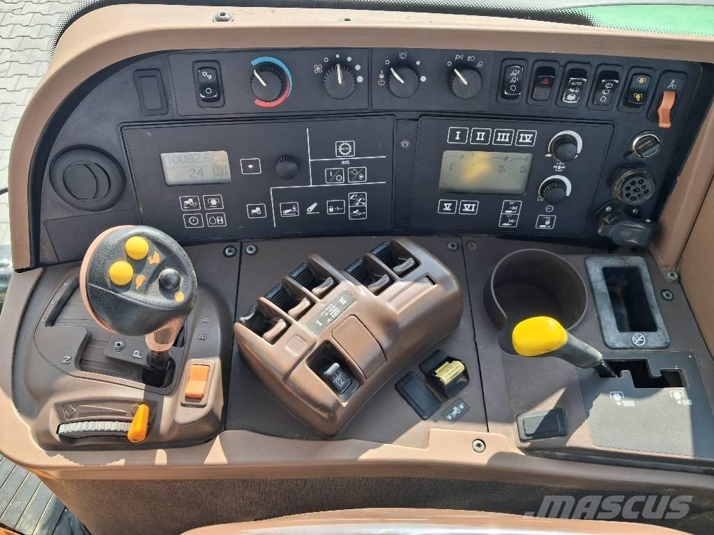 John Deere 7830 TLS Tractoren