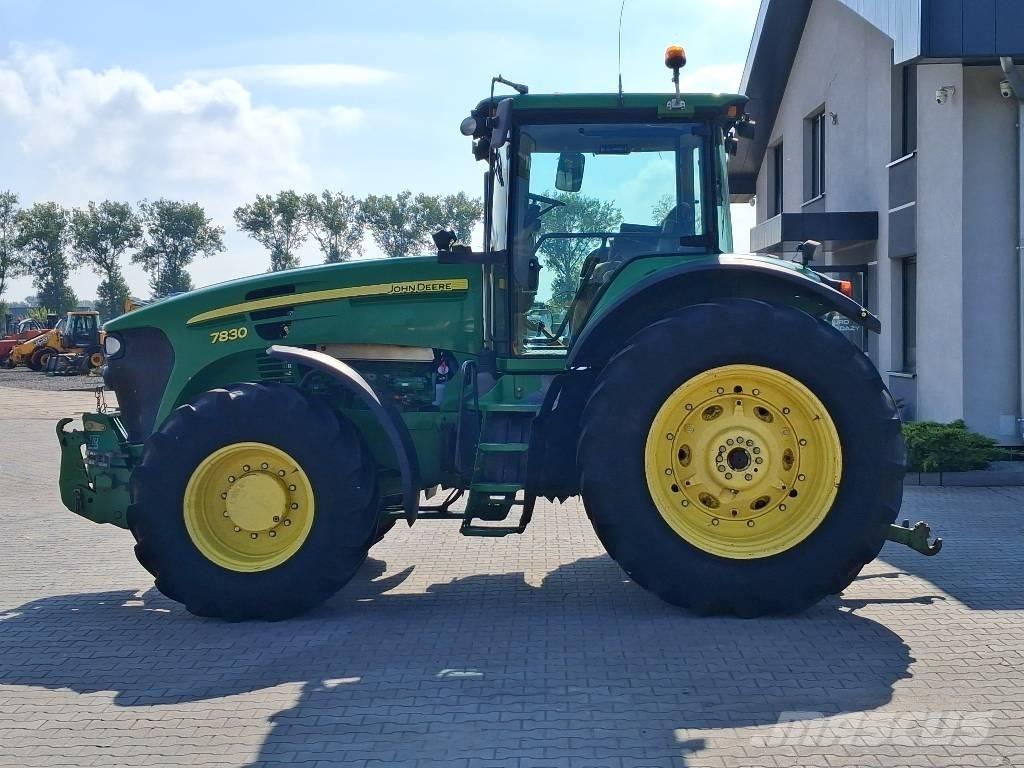 John Deere 7830 TLS Tractoren