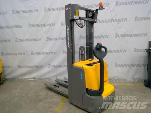Jungheinrich EJC 216 Stapelaar meeloop