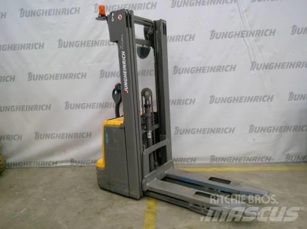 Jungheinrich EJC 216 Stapelaar meeloop