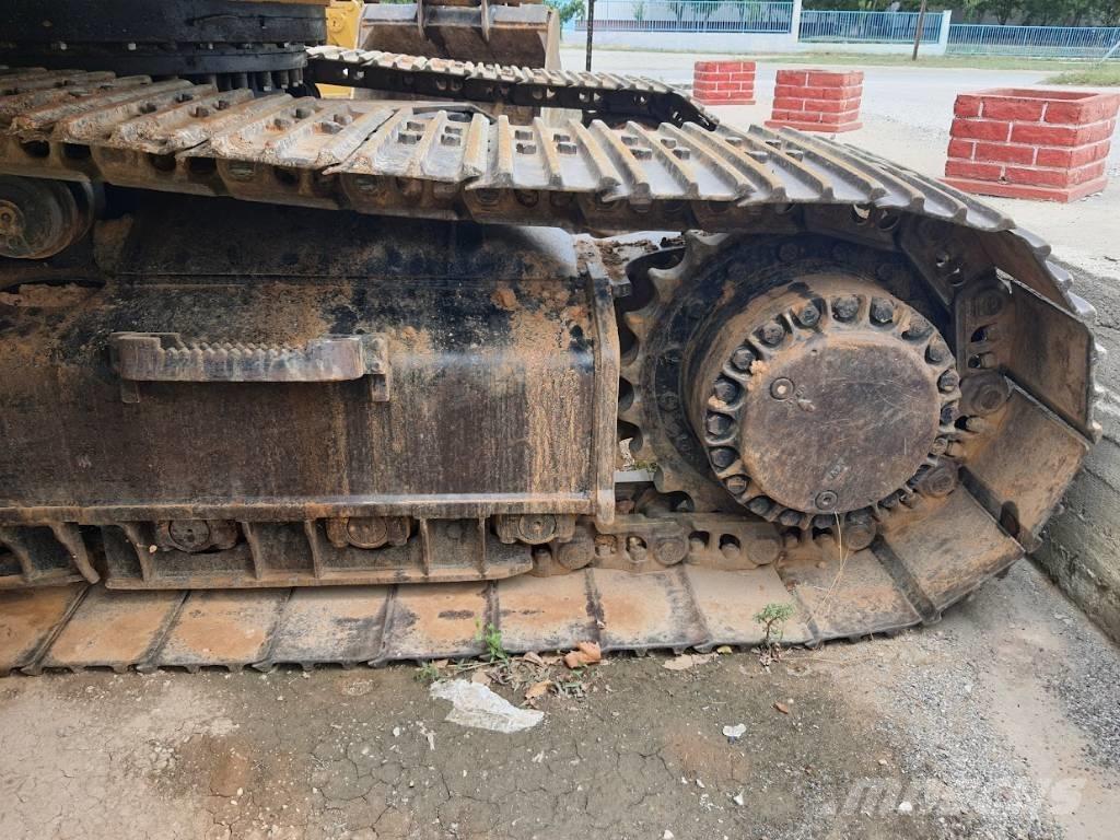 CAT 330 L Rupsgraafmachines