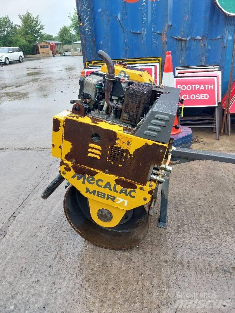 Mecalac MBR71 Trilrolwalsen