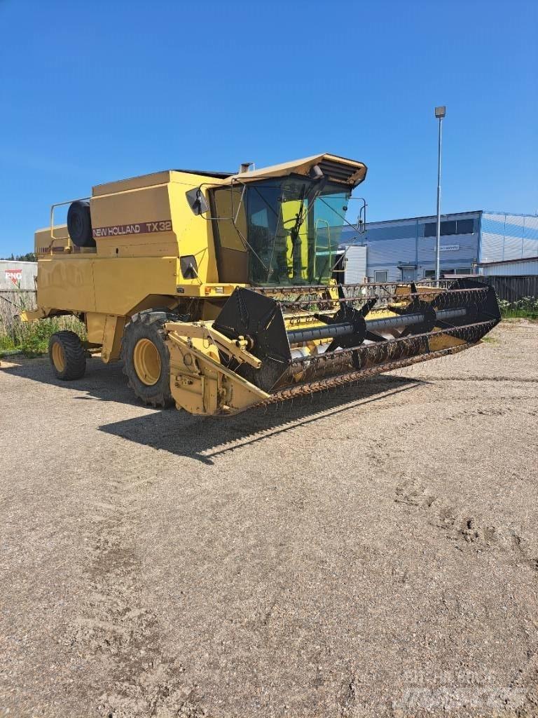 New Holland TX32 Maaidorsmachines